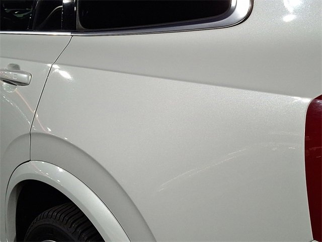 Used 2020 Volvo XC90 T6 Momentum w/ Protection Package Premier image 9