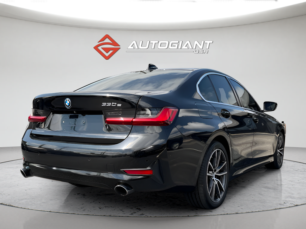 Used 2022 BMW 330e RWD image 7