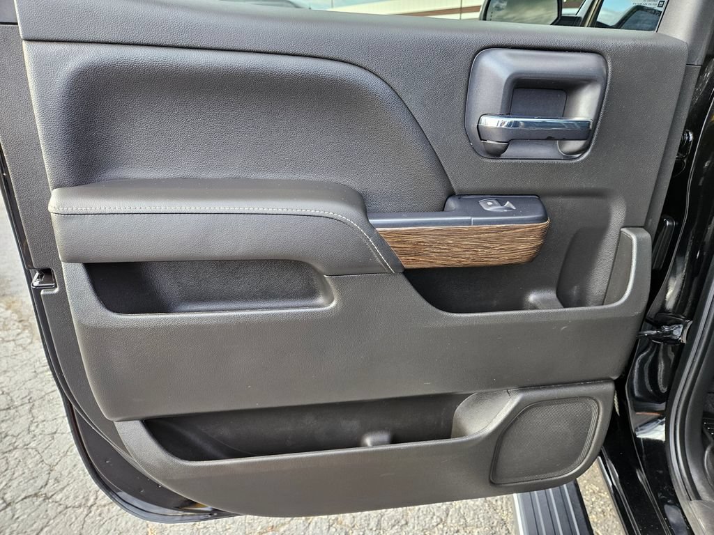 Used 2018 GMC Sierra 1500 Denali AWD/4WD image 16