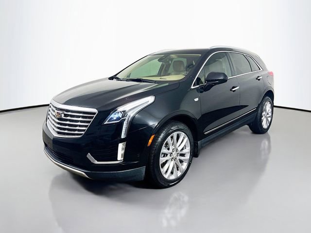 Used 2018 Cadillac XT5 Platinum w/ Driver Assist Package image 3