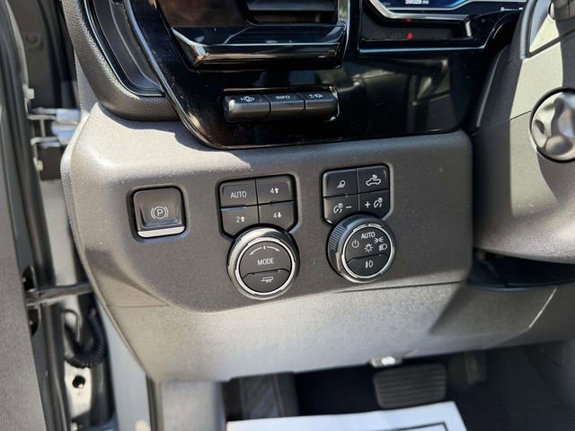 Used 2023 Chevrolet Silverado 1500 ZR2 w/ Technology Package AWD/4WD image 24