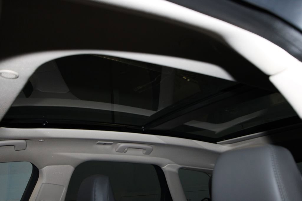 Used 2024 Lincoln Corsair Grand Touring w/ Equipment Group 301A image 20