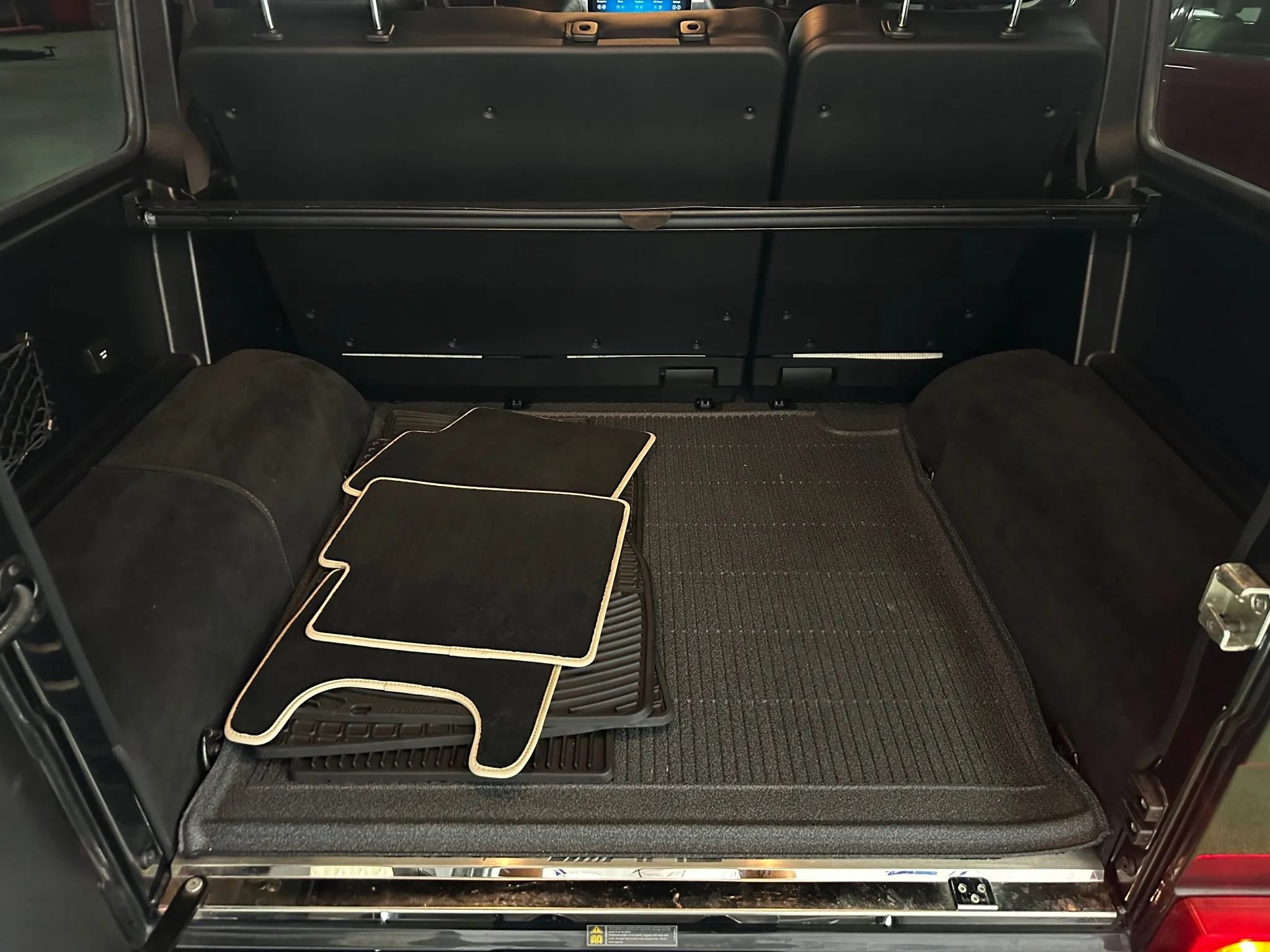 Used 2016 Mercedes-Benz G 65 AMG 4MATIC image 18