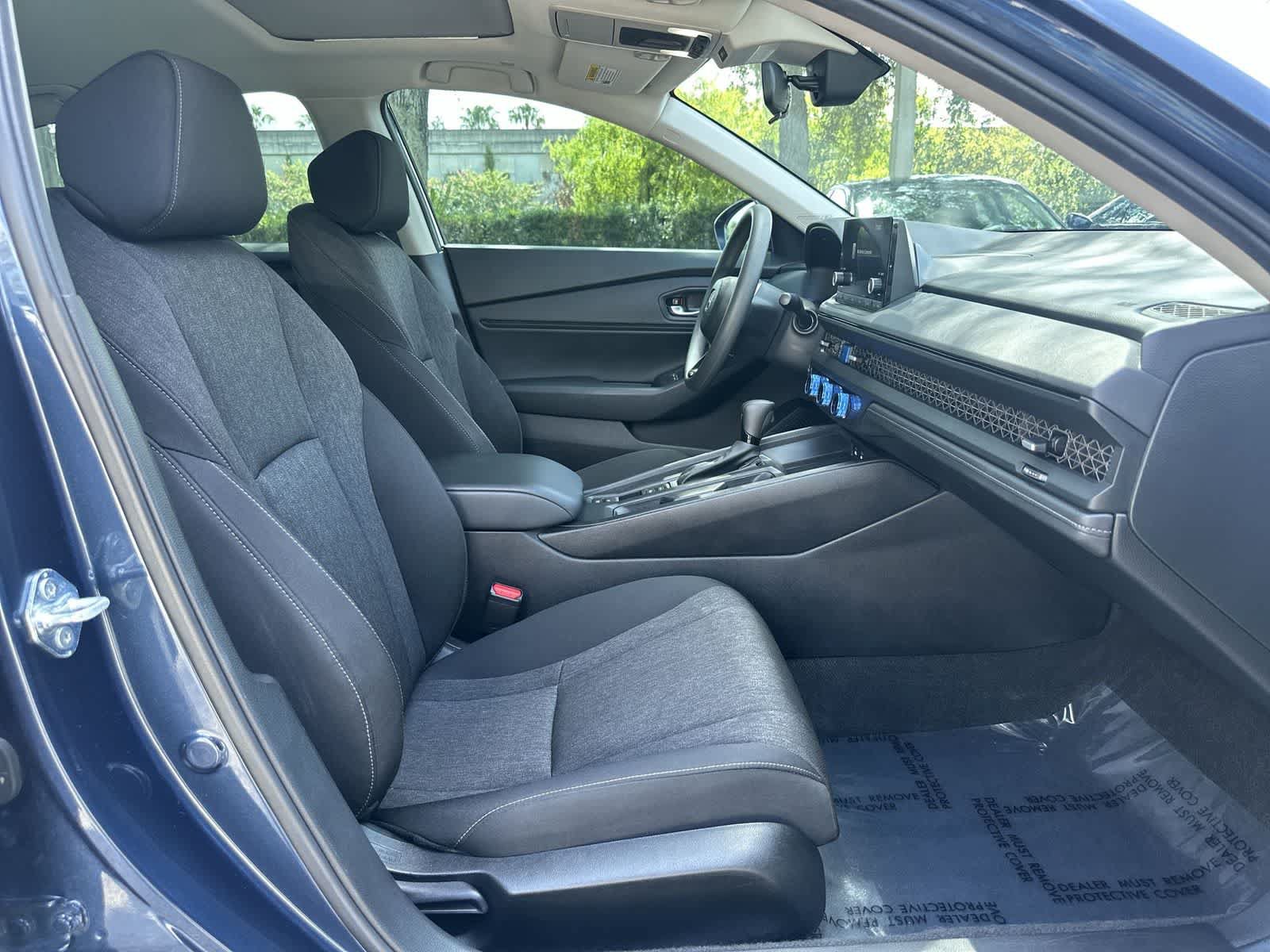 Used 2025 Honda Accord SE image 17