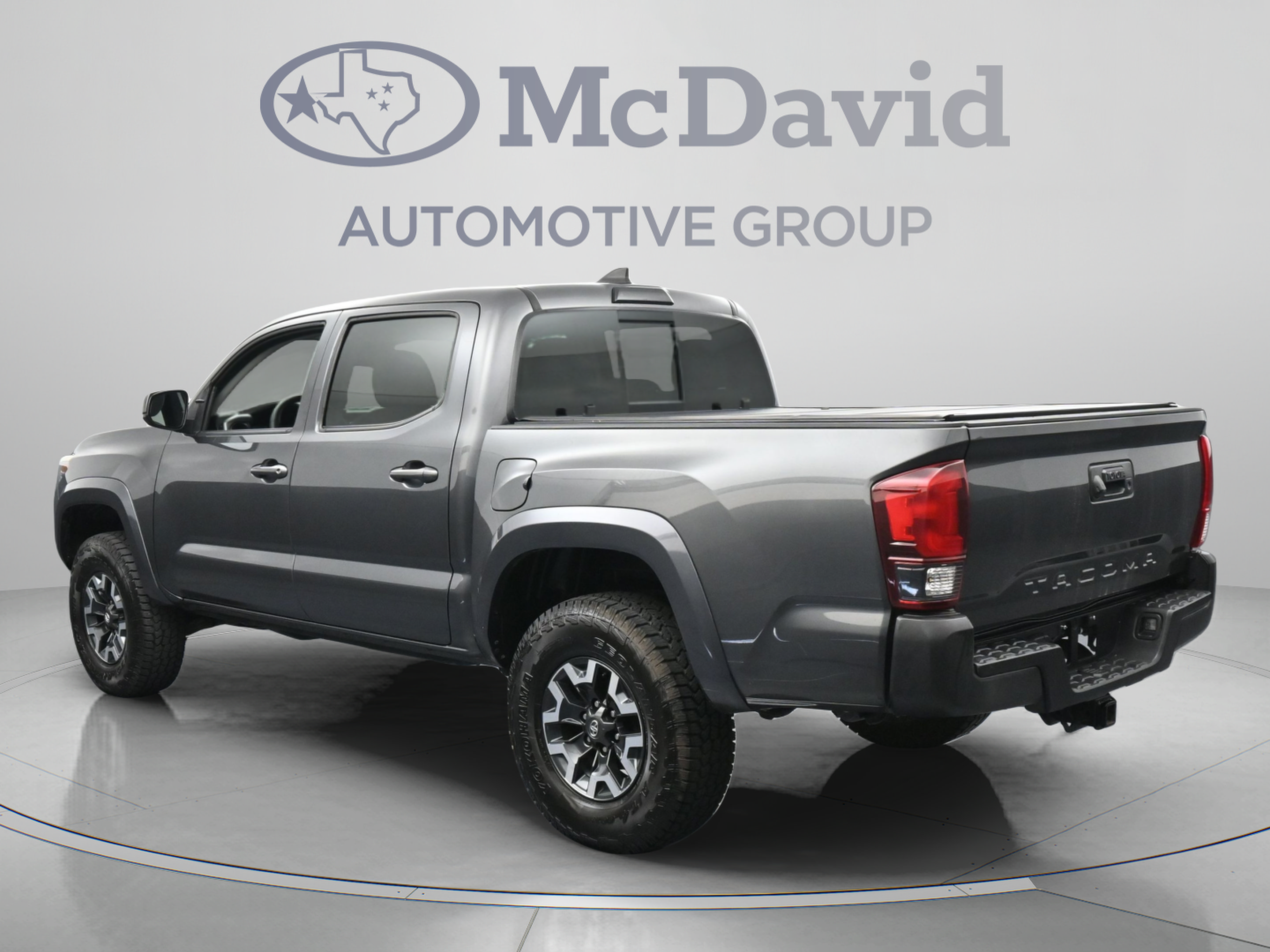 Used 2019 Toyota Tacoma SR5 AWD/4WD image 6