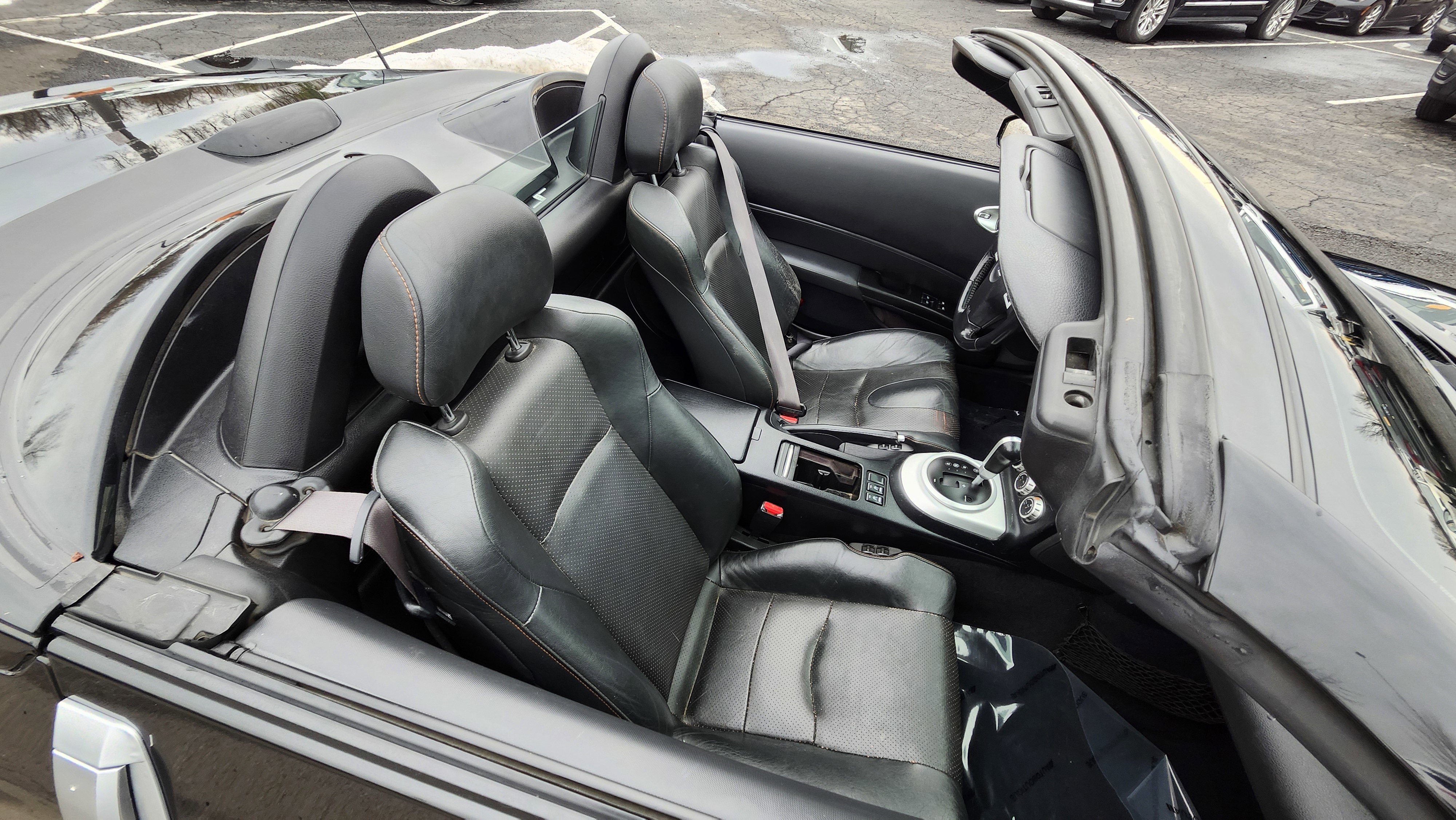 Used 2006 Nissan 350Z Touring image 19