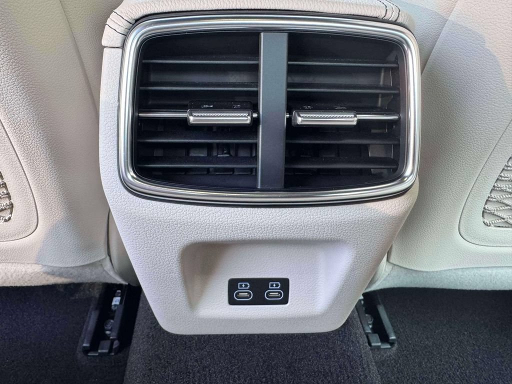 Certified 2026 Genesis G70 2.5T AWD/4WD image 13