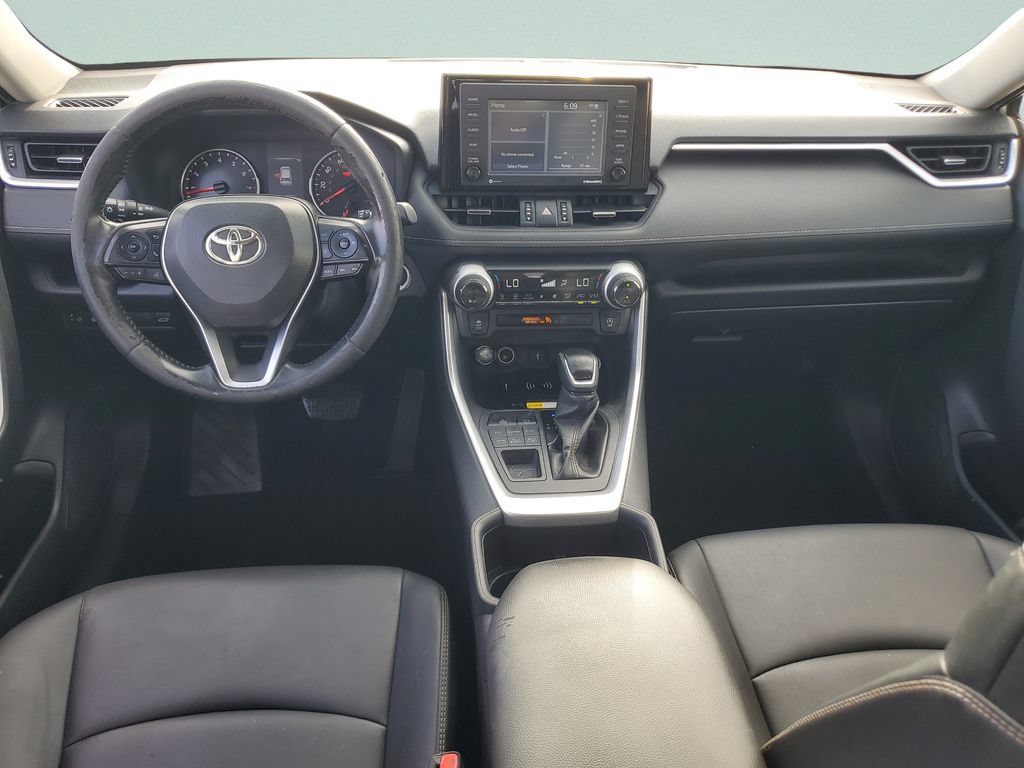 Used 2022 Toyota RAV4 XLE Premium AWD/4WD image 11