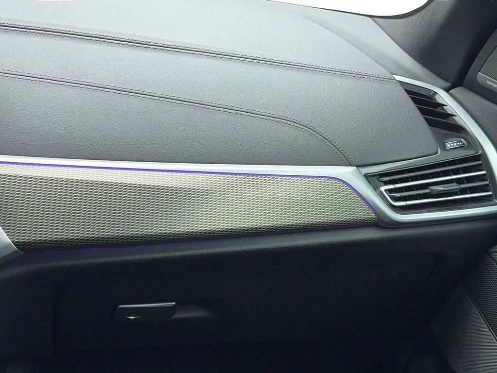 Used 2023 BMW X5 xDrive40i w/ M Sport Package image 18