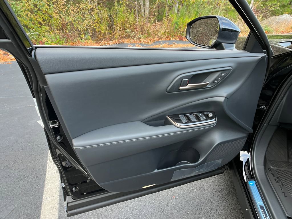 New 2025 Toyota Crown Signia w/ Advanced Technology Package image 11