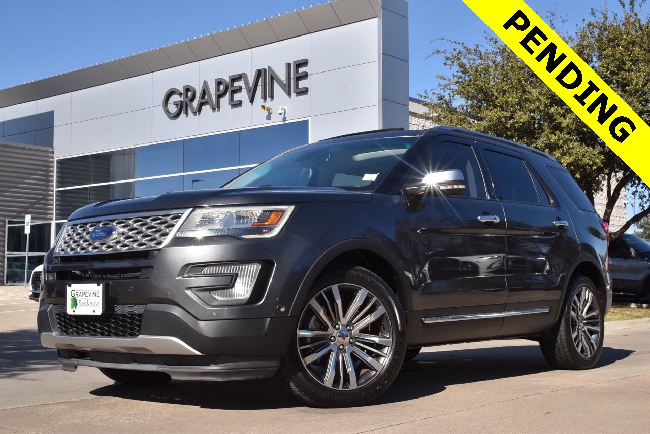 Used 2017 Ford Explorer Platinum video 1