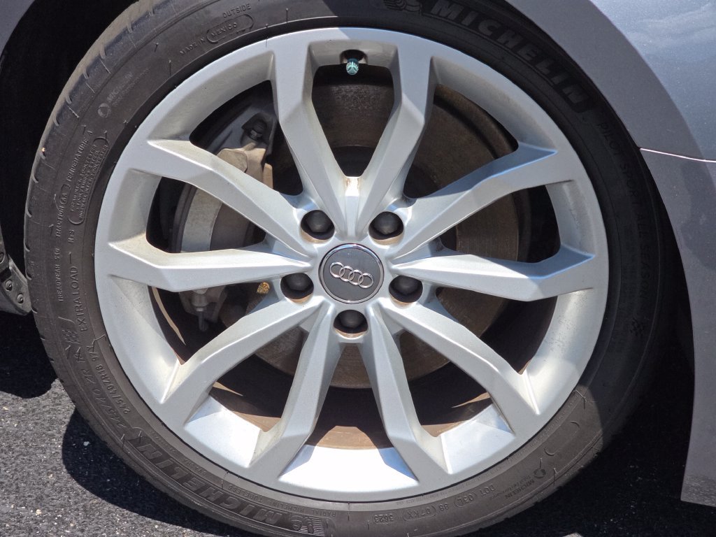 Used 2019 Audi A4 2.0T Prestige w/ Prestige Package AWD/4WD image 10