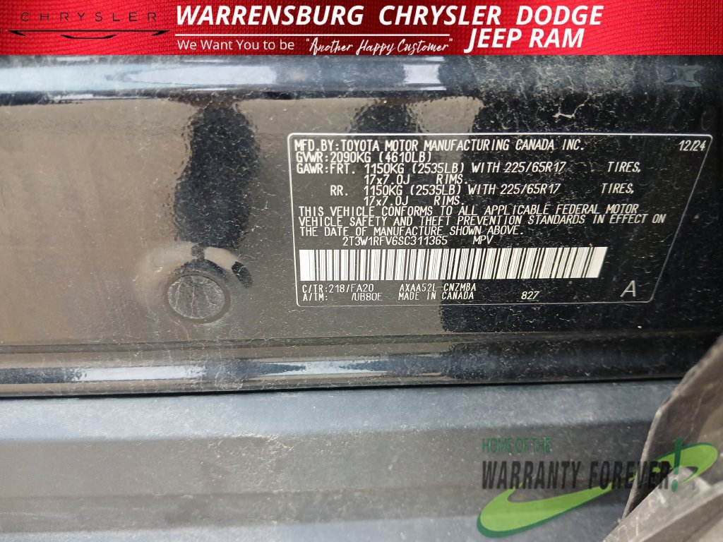 Used 2025 Toyota RAV4 XLE FWD image 11