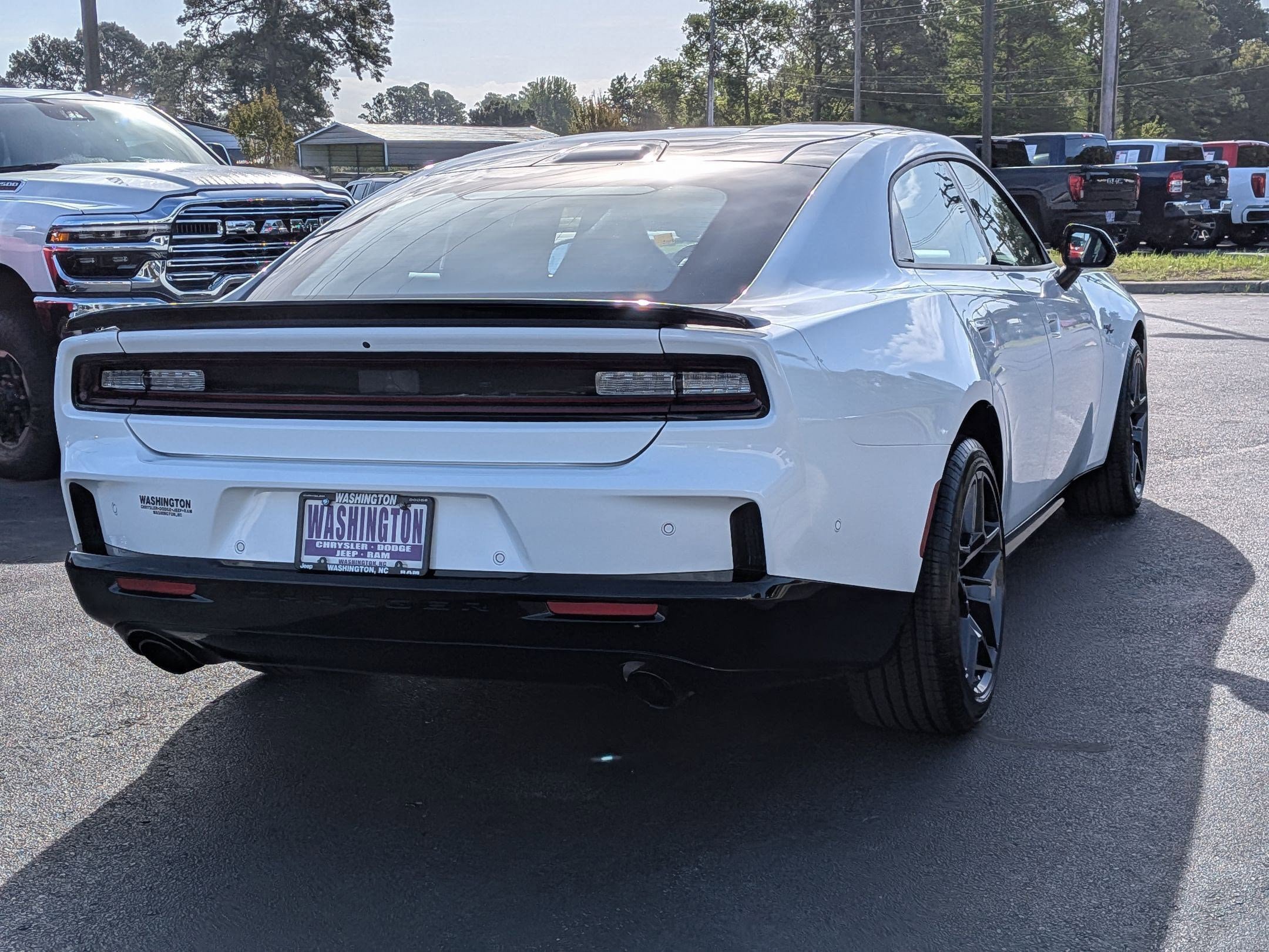New 2026 Dodge Charger R/T AWD/4WD image 3