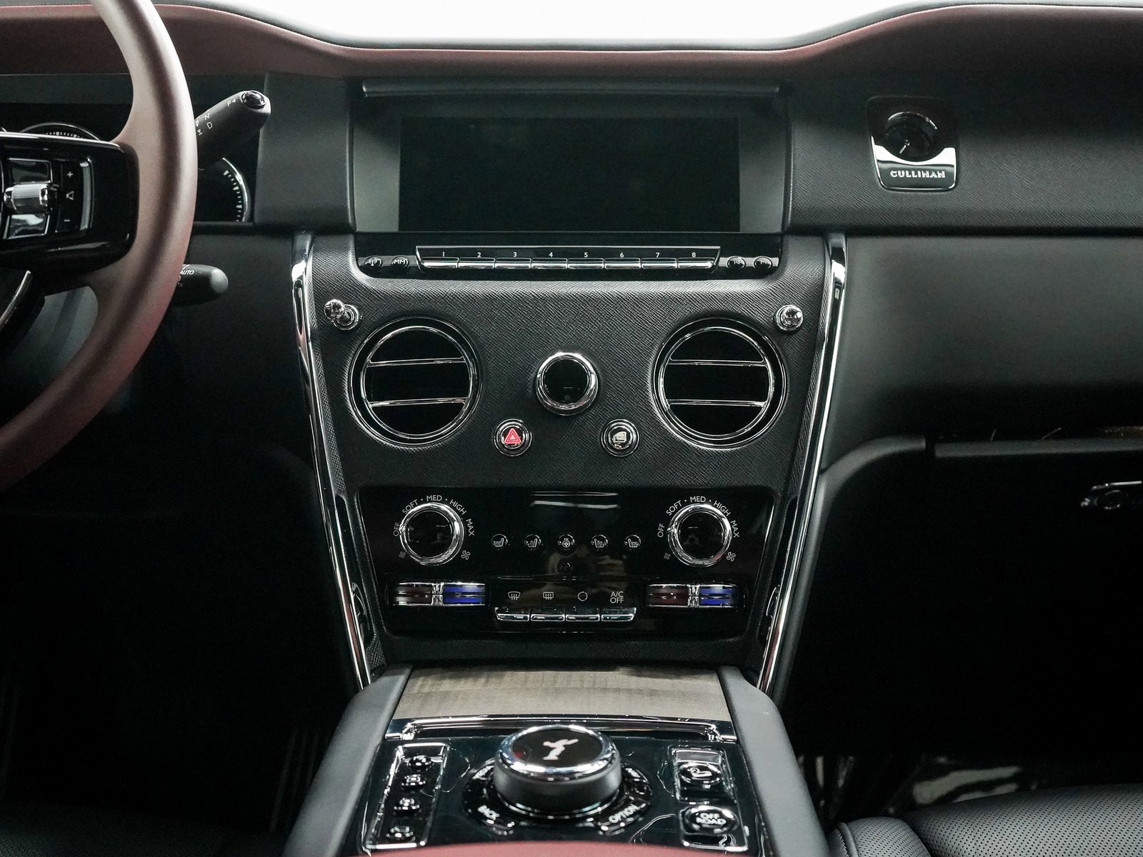 Certified 2022 Rolls-Royce Cullinan image 36