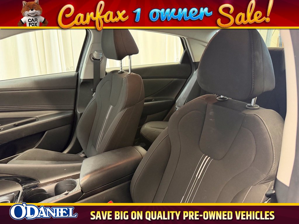 Used 2023 Hyundai Elantra SEL w/ Convenience Package FWD image 5