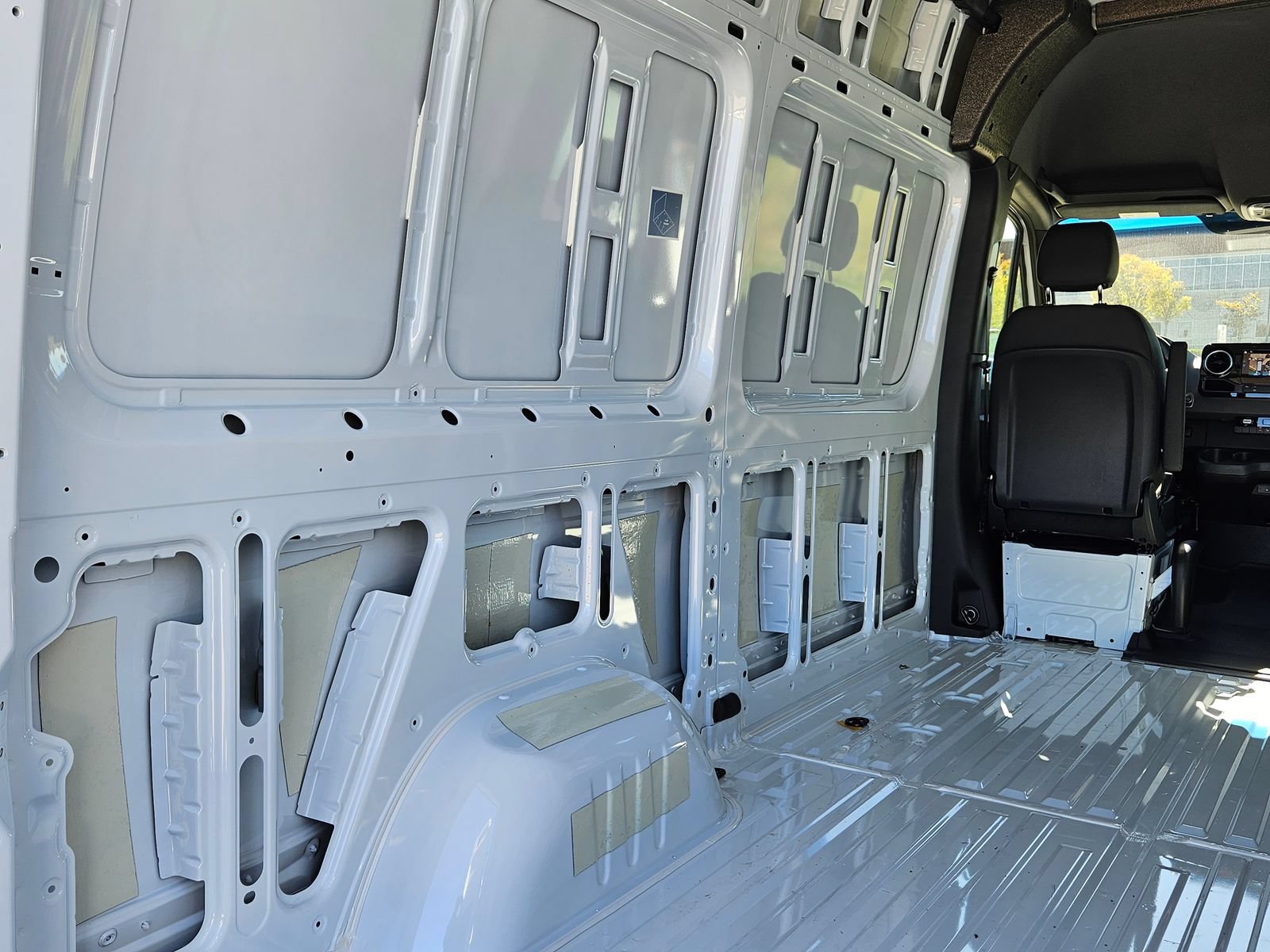Certified 2025 Mercedes-Benz Sprinter 2500 image 27