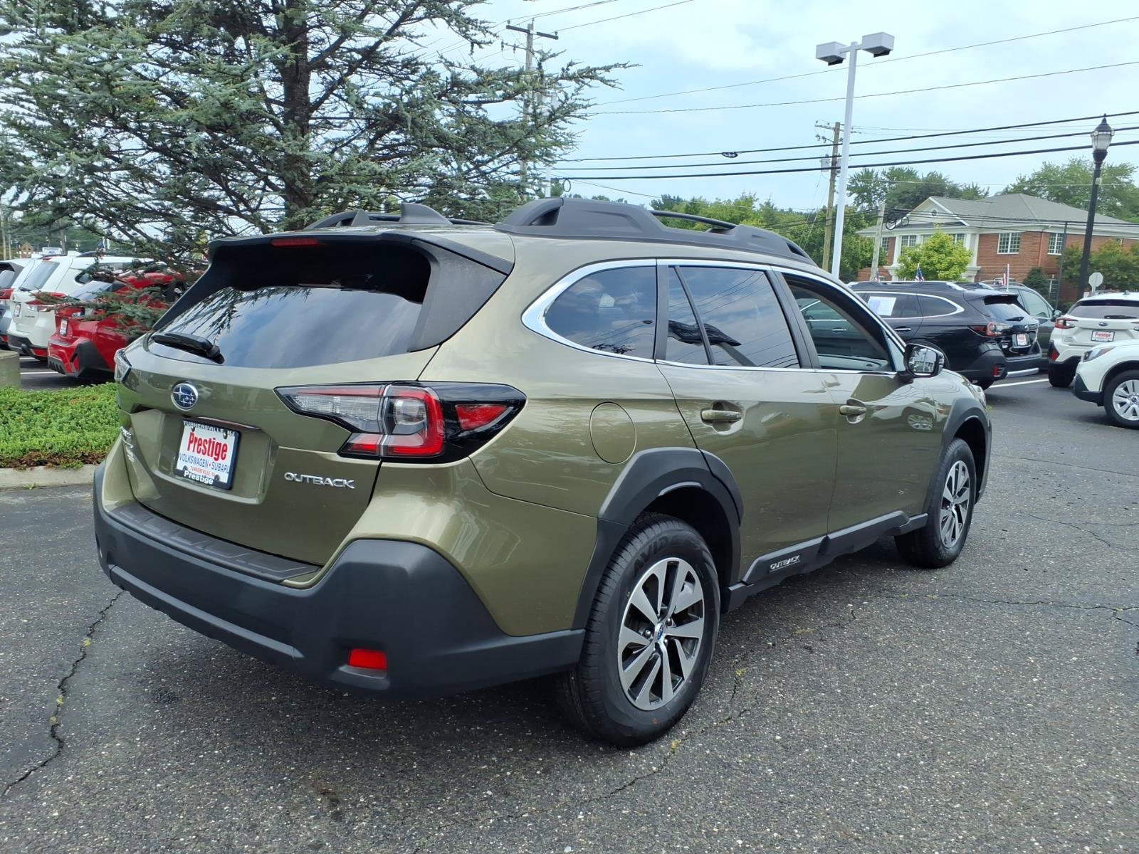 Certified 2025 Volkswagen Taos S AWD/4WD image 2