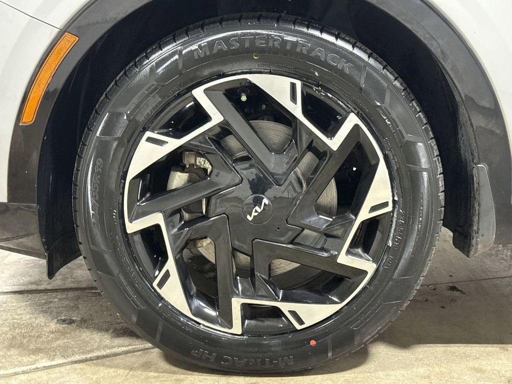 Used 2024 Kia Sportage SX image 28