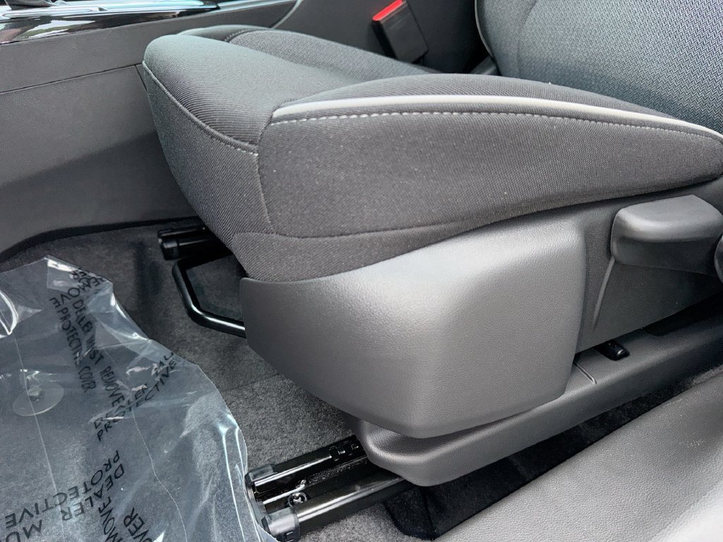 New 2026 Chevrolet TrailBlazer LT w/ LT Cold Weather Package FWD image 14