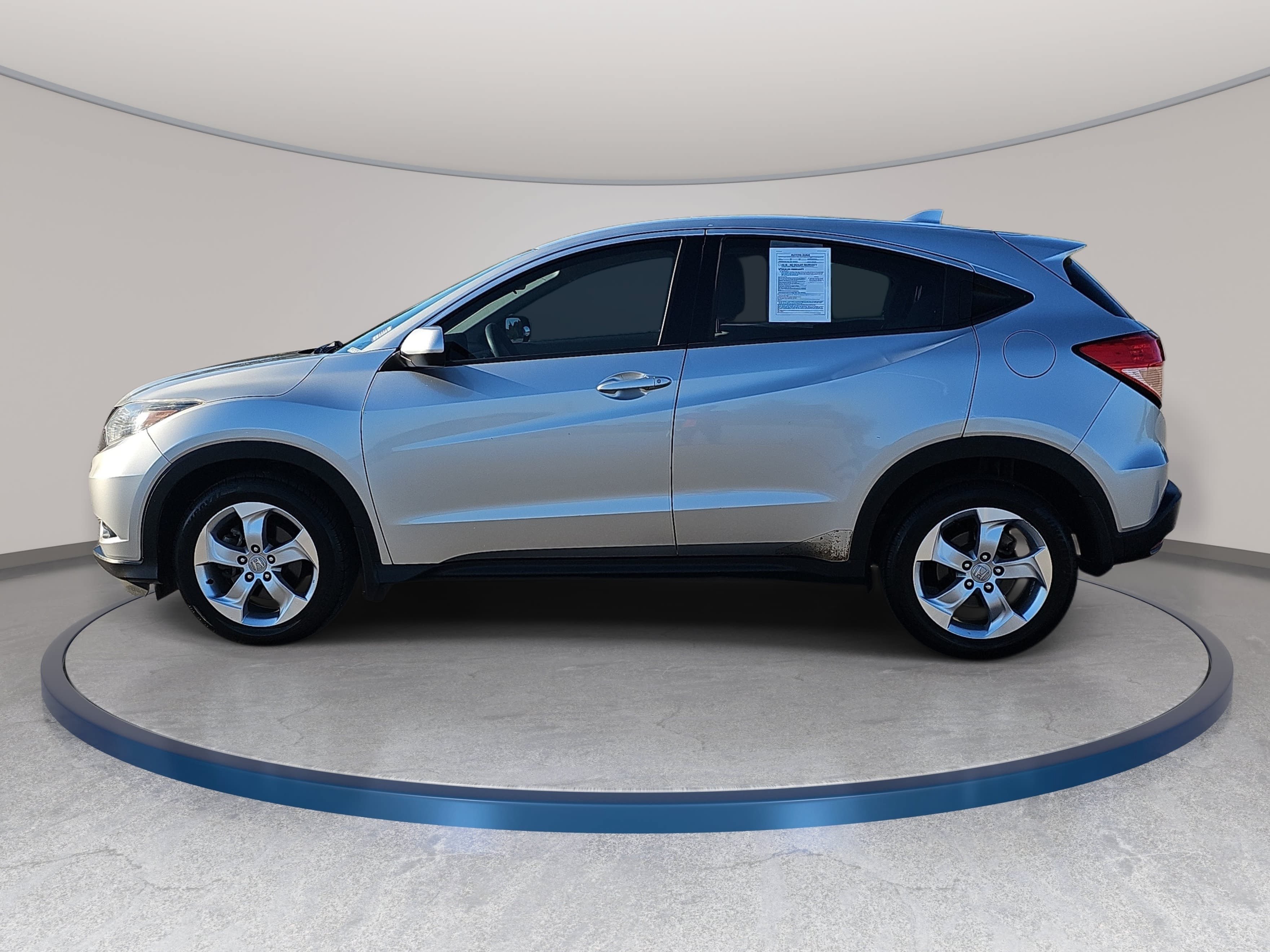 Used 2016 Honda HR-V LX image 8