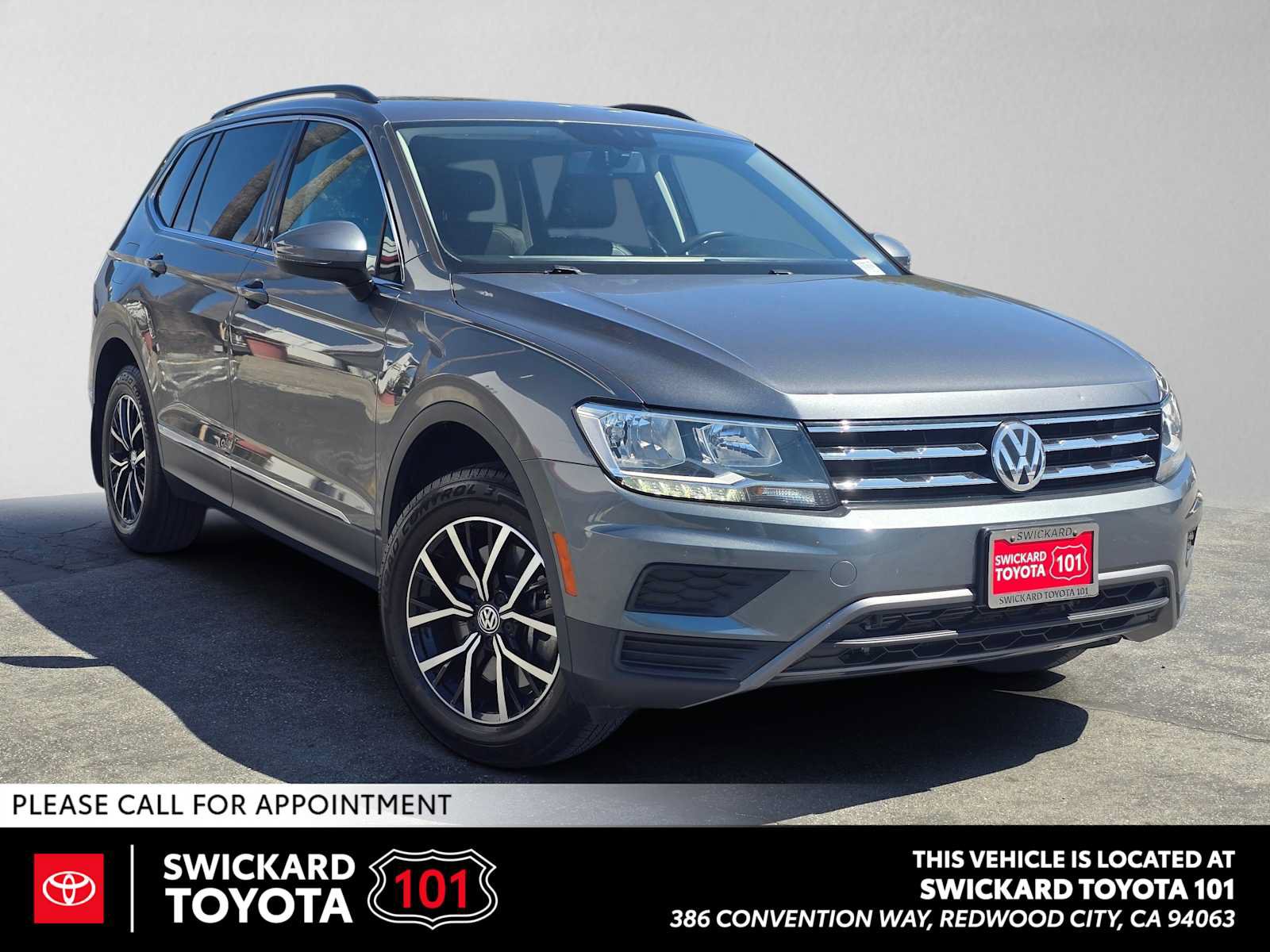 Used 2021 Volkswagen Tiguan SE w/ Panoramic Sunroof Package AWD/4WD image 1