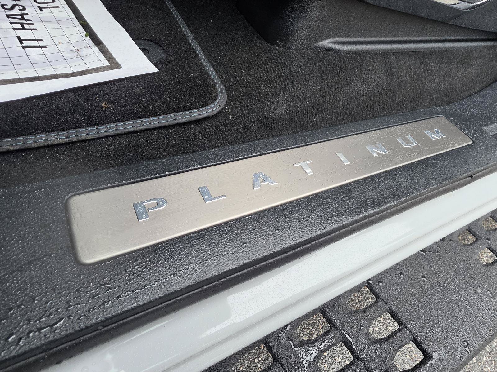 Used 2026 Ford F350 Platinum w/ Tremor Off-Road Package AWD/4WD image 28