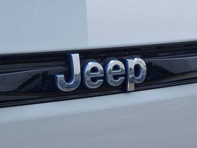 Used 2022 Jeep Grand Cherokee Limited 4xe w/ Luxury Tech Group II AWD/4WD image 33