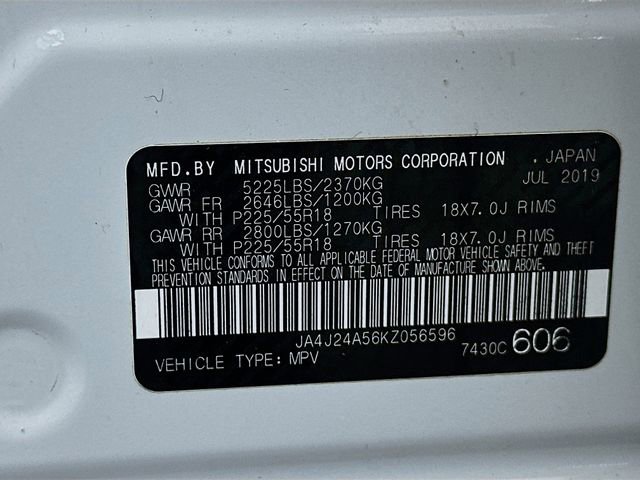 Used 2019 Mitsubishi Outlander 4WD Plug-In Hybrid image 32