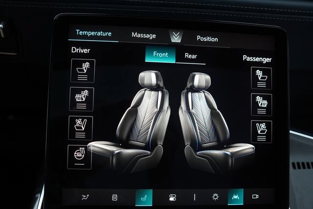 Used 2025 Cadillac Escalade IQ Luxury 2 w/ LPO, Premium Carpet Package AWD/4WD image 34
