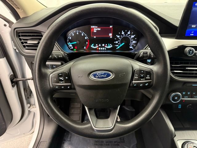 Used 2020 Ford Escape SE image 15
