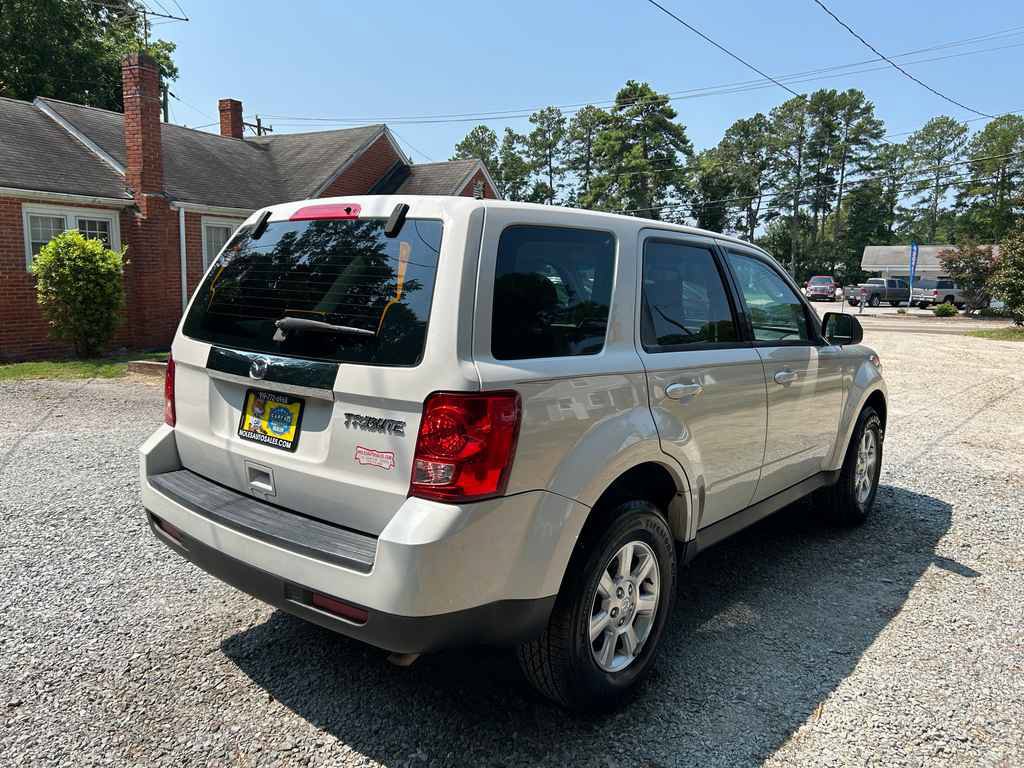 Used 2010 MAZDA Tribute i Sport FWD image 4