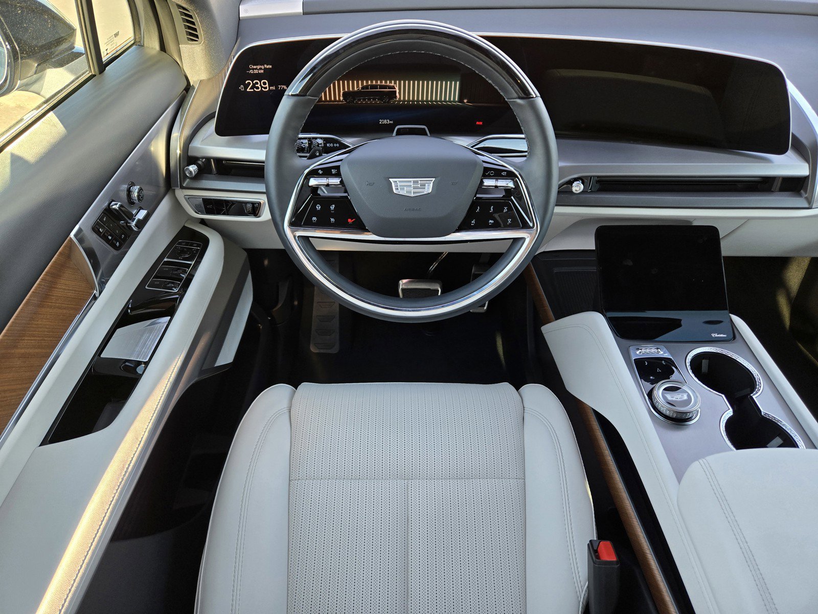 Used 2026 Cadillac Vistiq Sport image 11