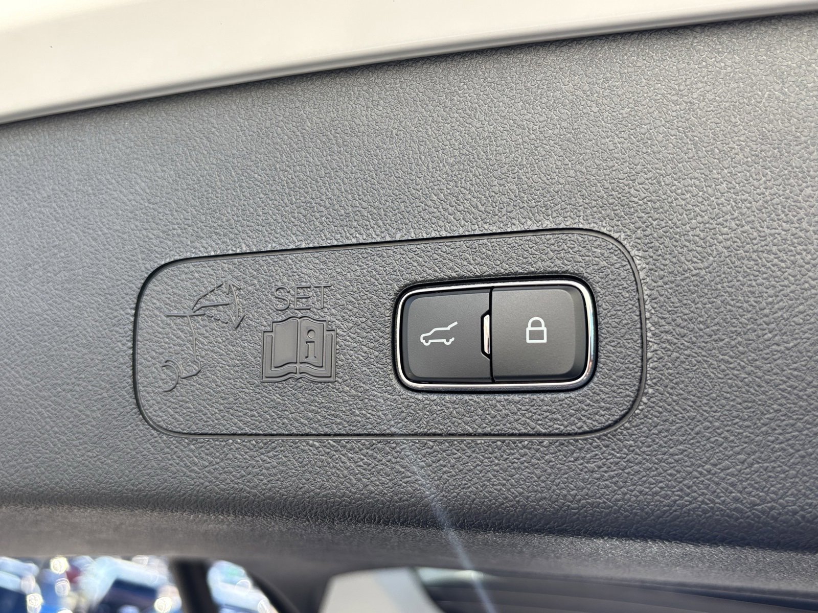 New 2025 Lincoln Aviator 2WD w/ Equipment Group 101A image 20