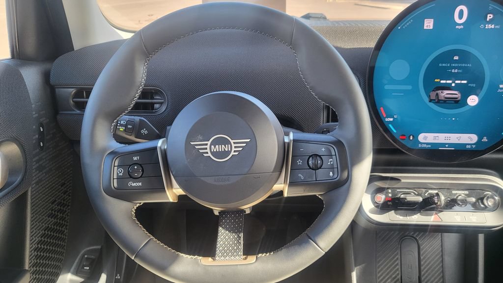 Used 2025 MINI Cooper S FWD image 28