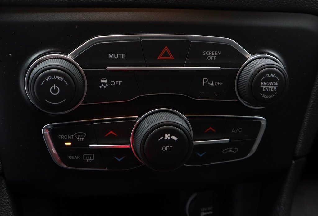 Used 2023 Dodge Charger SXT w/ Cold Weather Package image 33