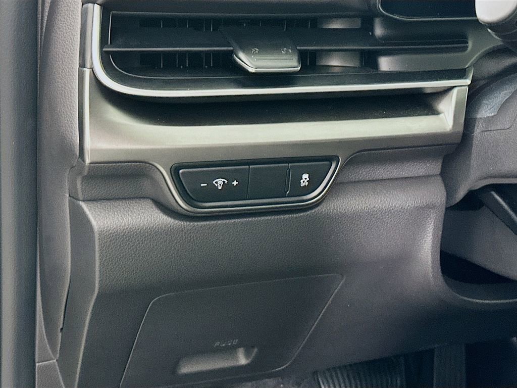 Used 2026 Kia Carnival SX w/ SX Dark Edition Package image 14