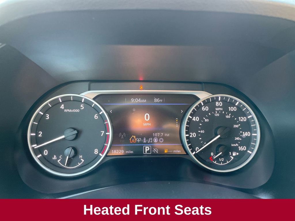 Used 2024 Nissan Sentra SV w/ SV Premium Package image 27