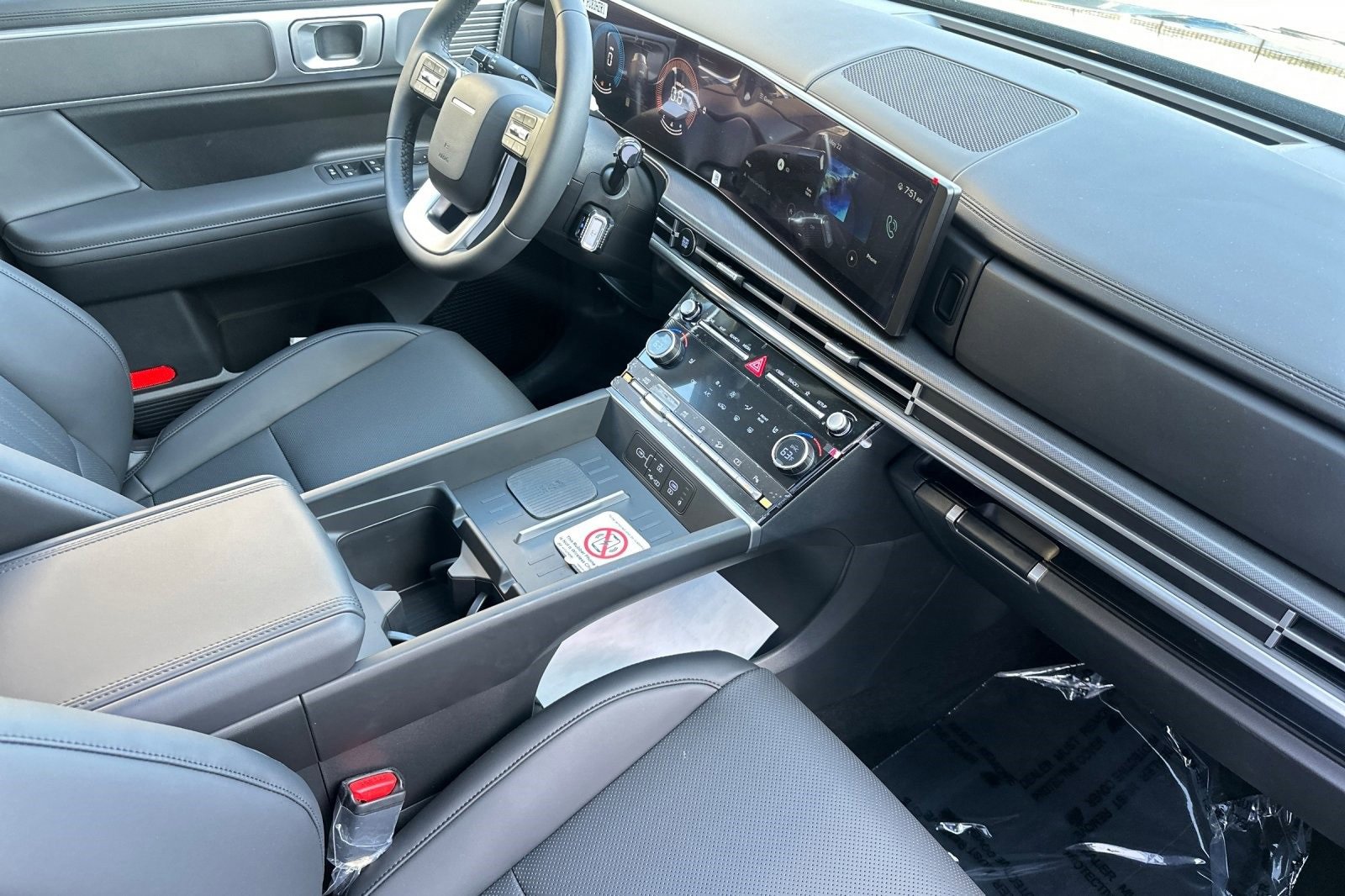 New 2025 Hyundai Santa Fe XRT image 17