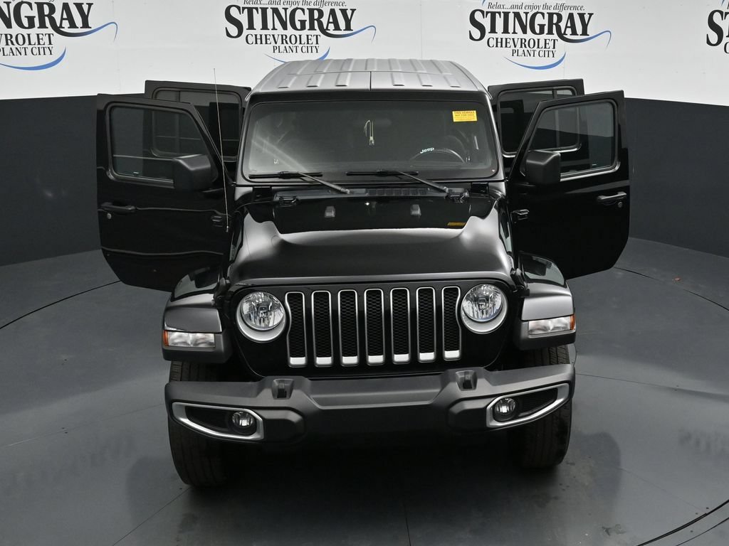 Used 2021 Jeep Wrangler Unlimited Sahara AWD/4WD image 34