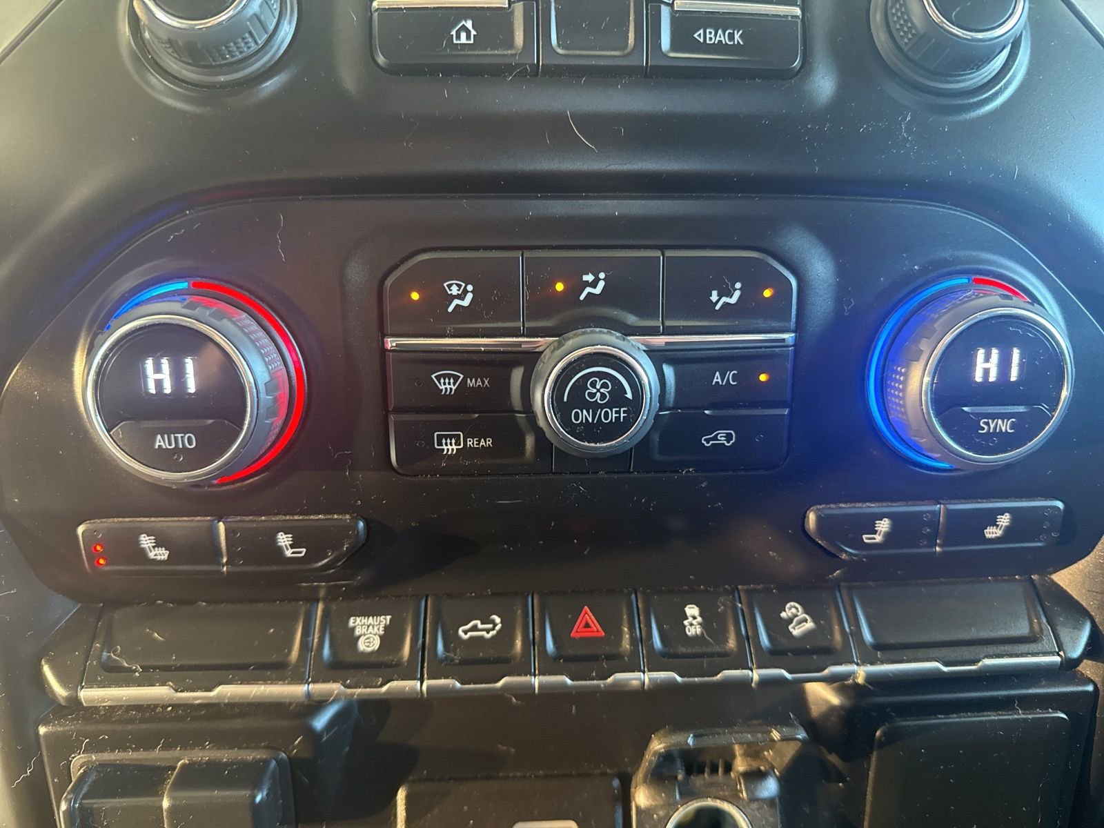 Used 2023 Chevrolet Silverado 2500 LT w/ Convenience Package image 31