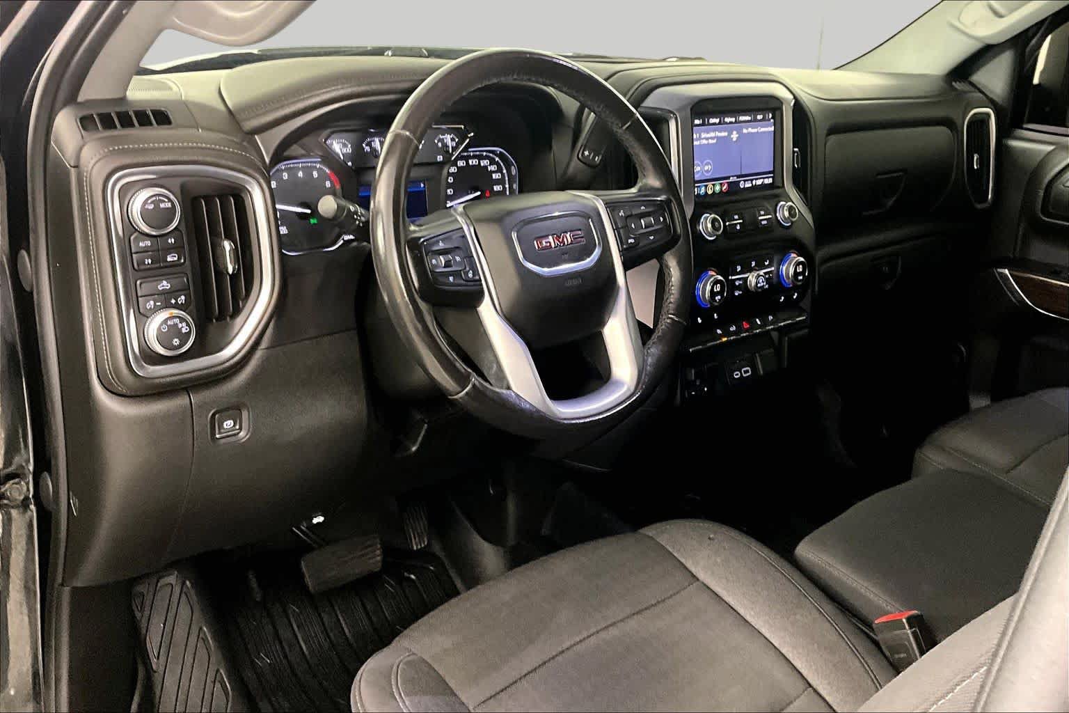 Used 2020 GMC Sierra 1500 SLE w/ Preferred Package AWD/4WD image 17