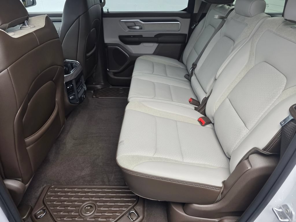 Used 2026 RAM 1500 Laramie AWD/4WD image 13