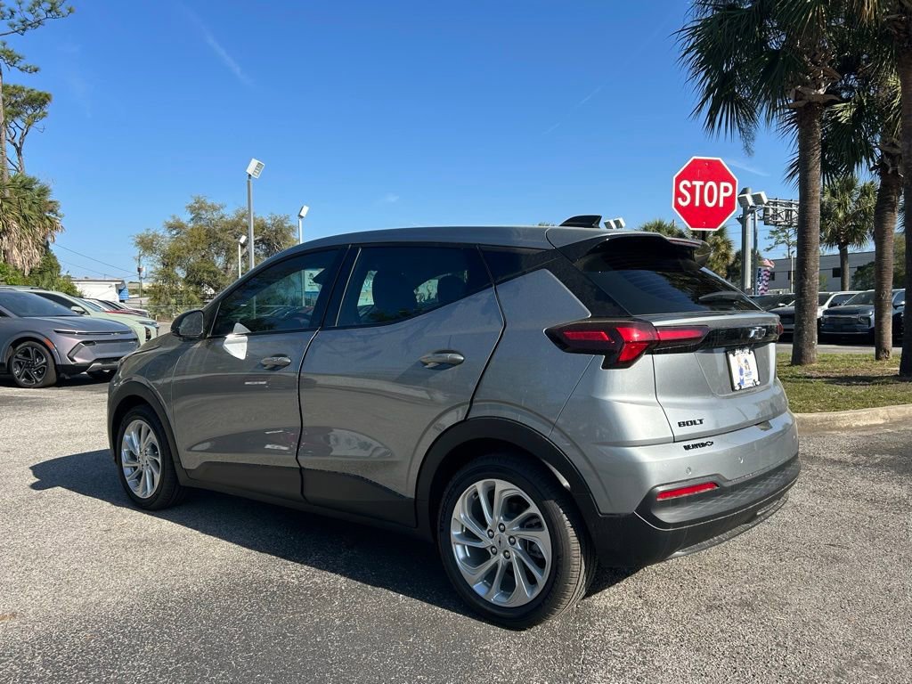 New 2027 Chevrolet Bolt LT w/ Comfort Package image 5