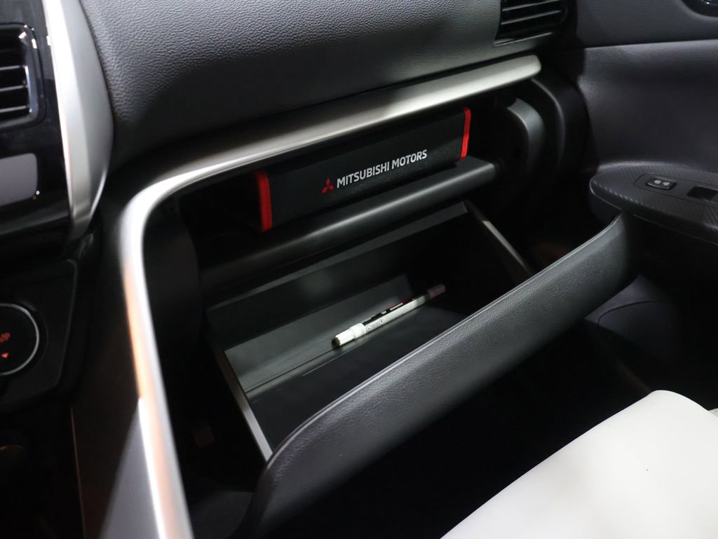 Used 2024 Mitsubishi Eclipse Cross SEL image 29