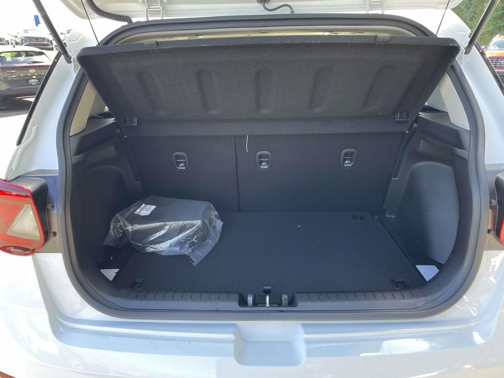 New 2026 Hyundai Venue SEL image 8