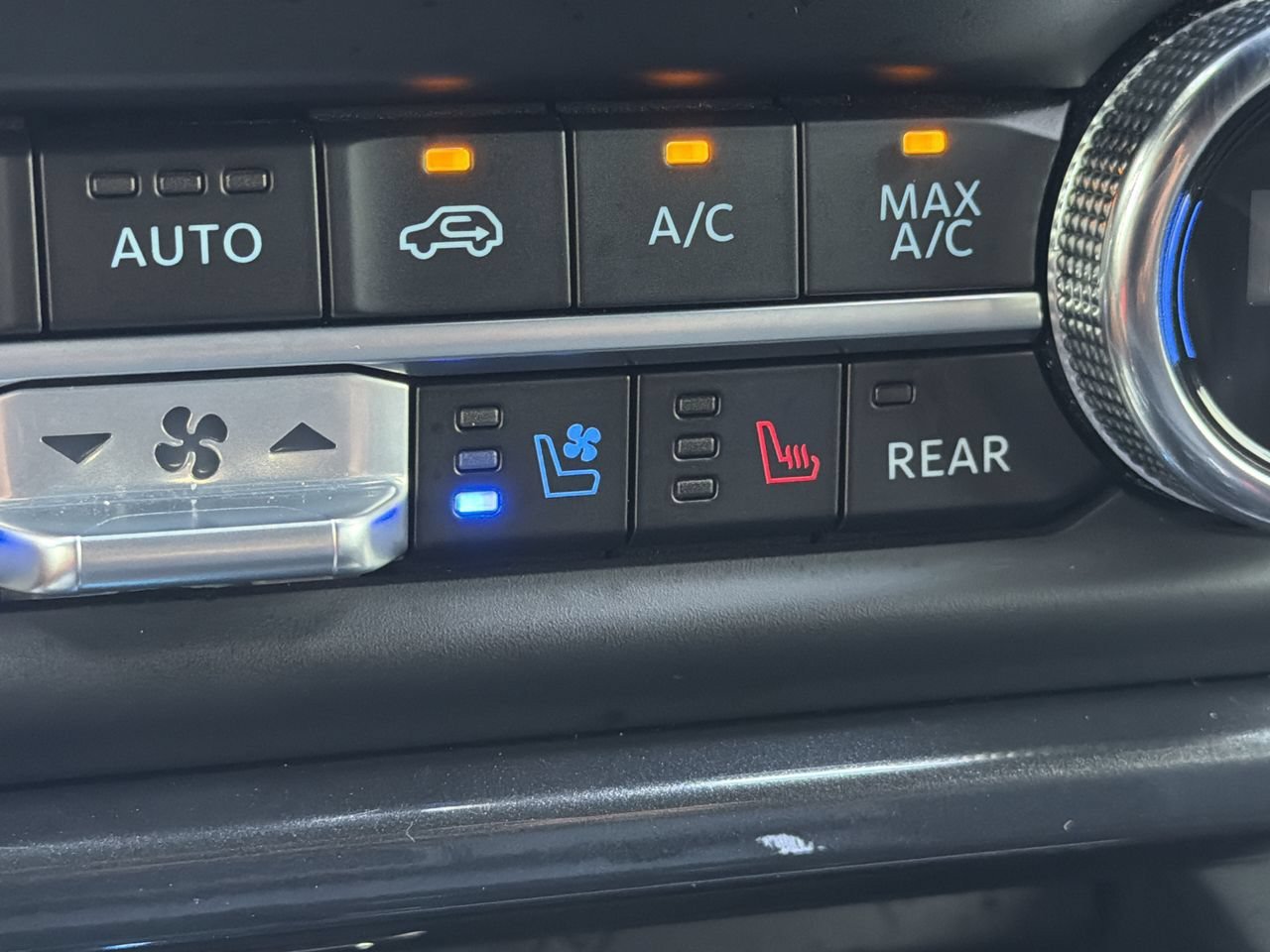 Certified 2023 Ford Expedition Limited RWD image 27