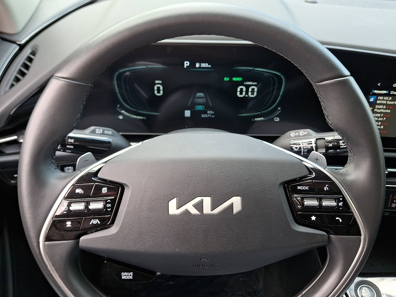 Used 2024 Kia Niro EX image 20