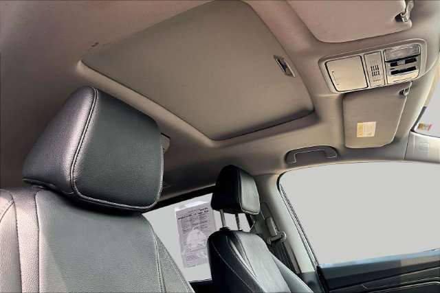 Used 2022 Honda Odyssey EX-L image 28