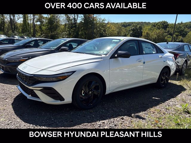 New 2026 Hyundai Elantra SE FWD image 1